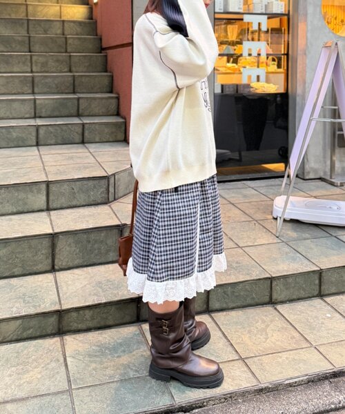 w closet（ダブルクローゼット）の「エルボーパッチニット（ニット/セーター・レディース・アイボリー/グレー/ネイビー/イエロー/ピンク・FREE）」の13枚目の写真