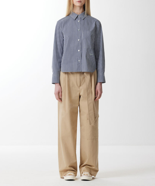 VOYONN（ボヨン）の「スモールチェックショートアウターコットンシャツ0032（シャツ/ブラウス・レディース・ネイビー×ホワイト・MEDIUM/LARGE）」の4枚目の写真