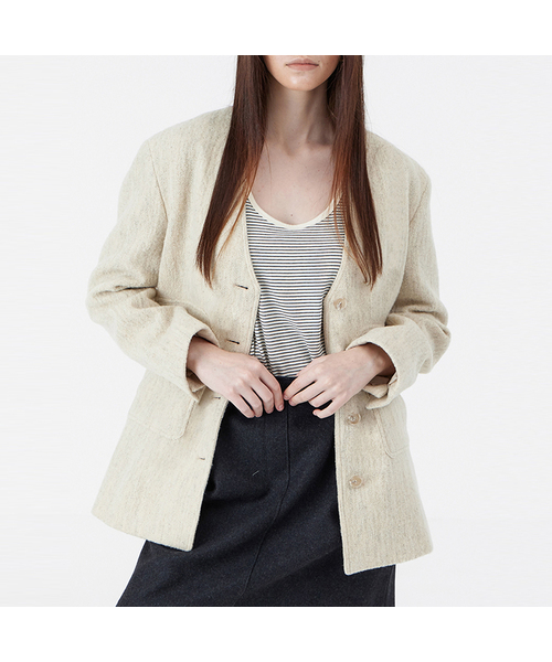 VOYONN(ボヨン)の「ボリュームウールVネックアウター014IV(その他アウター・レディース・アイボリー・LARGE/MEDIUM)」の1枚目の写真