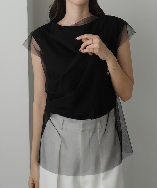 Louere（ルエレ）の「チュールドレープレイヤードトップス（Tシャツ/カットソー・レディース・クリーム/ブラック/ホワイト・SMALL/MEDIUM/LARGE/X-LARGE）」の2枚目の写真