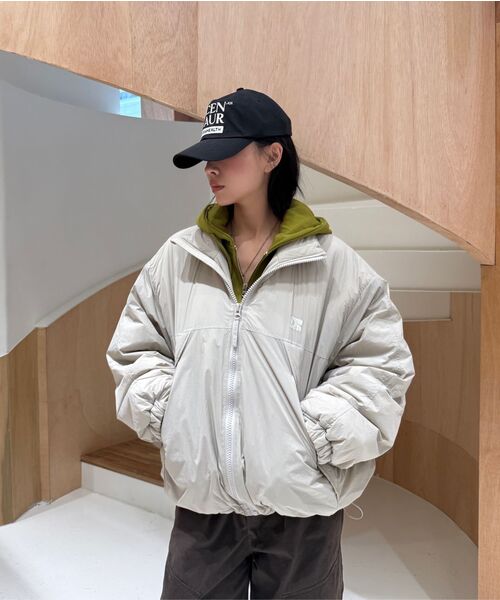 CENTAUR.KR（セントール）の「CENTAUR OVERSIZED PADDED JUMPER_LIGHT BEIGE（ダウンジャケット/コート・レディース・その他・F）」の10枚目の写真