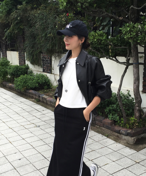 レザープリーツボンバージャケット_ブラック