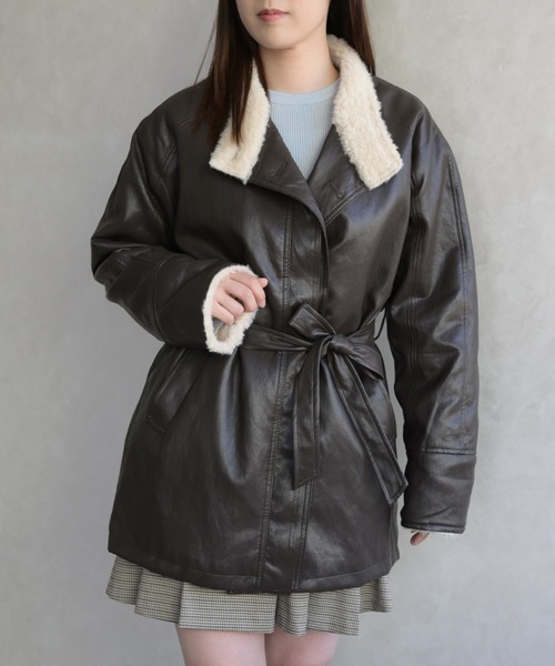 31 Sons de mode(トランテアン ソン ドゥ モード)の「フェイクレザーファーミドルジャケット(その他アウター・レディース・ブラウン/ブラック・フリ-)」の6枚目の写真