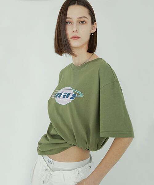IHR(アイエイチアール)の「ロゴプリントオーバーサイズ半袖Tシャツ / カーキ(Tシャツ/カットソー・レディース・その他・FREE)」の1枚目の写真