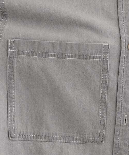 SHOO・LA・RUE（シューラルー）の「【洗濯機可/体型カバー】こなれ感をプラスする BIGポケットやわらかデニムシャツ（シャツ/ブラウス・レディース・ライトグレー/ブルー系その他/ライトブルー・03/02/01/04）」の11枚目の写真