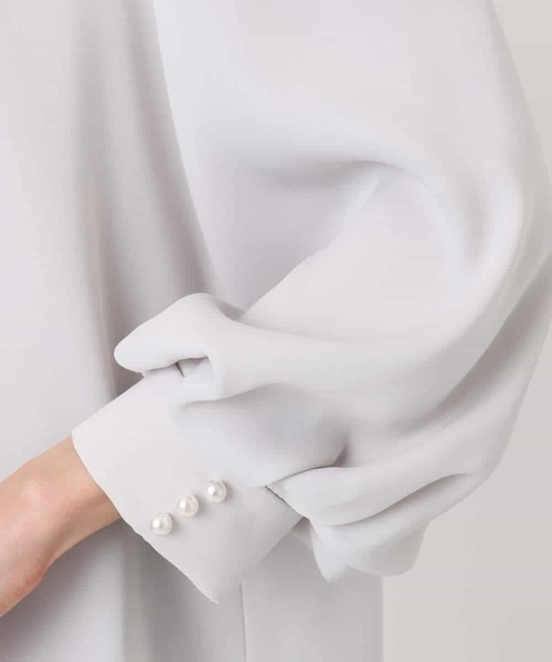 MK MICHEL KLEIN(エムケーミッシェルクラン)の「ボリュームスリーブブラウス/撥水/防シワ/洗える(シャツ/ブラウス・レディース・ネイビー/ライトグレー・38)」の21枚目の写真