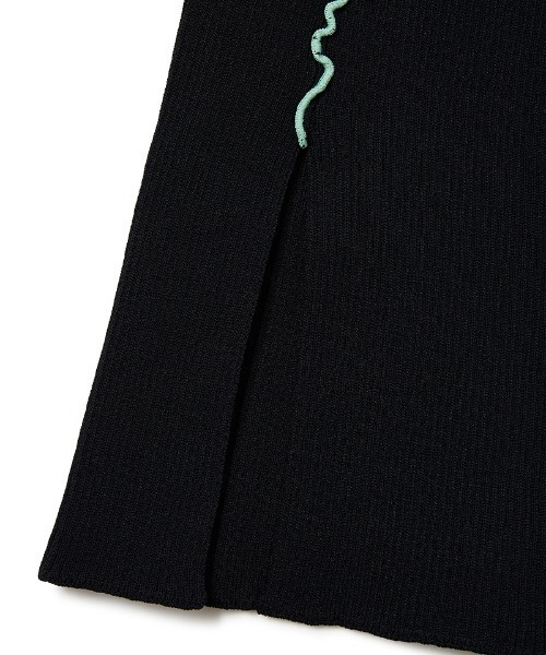 soduk(スドーク)の「【soduk】colored stitch slit knit trousers(その他パンツ・レディース・ブラック/ライトブルー・ONE SIZE)」の7枚目の写真