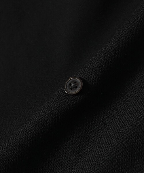 EFFE BEAMS(エッフェビームス)の「ROOM NO.8 BLACK / ドレープ シャツ ジャケット(テーラードジャケット・レディース・ブラック・ONE SIZE)」の8枚目の写真