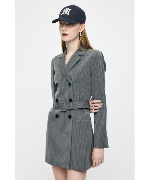 MOUSSY（マウジー）の「DOUBLE BREASTED BLAZER ミニワンピース（ワンピース・レディース・ブラック系その他/ベージュ/グレー系その他・1/2）」の3枚目の写真