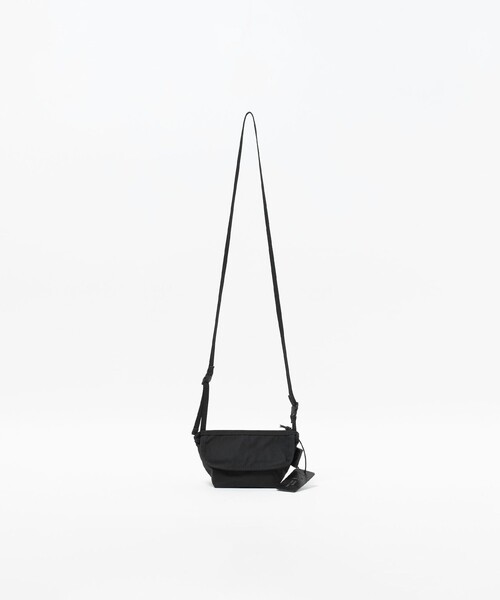 Steven Alan(スティーブンアラン)の「<AMIACALVA>MINI MESSENGER BAG/バッグ(メッセンジャーバッグ・レディース・ブラック・FREE)」の1枚目の写真