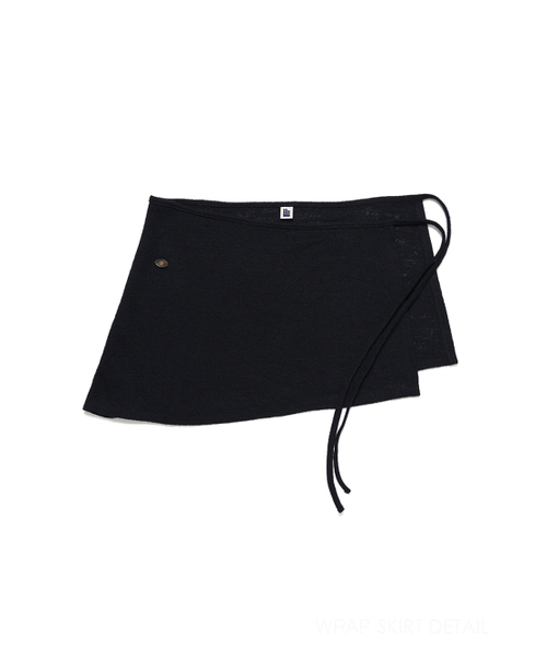 LLL DESIGN STUDIO(lllデザインスタジオ)の「ウールモスクレープレイヤードラップスカート_ネイビー(スカート・レディース・その他・SMALL/MEDIUM)」の5枚目の写真