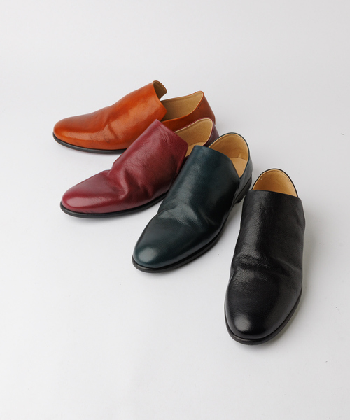 alfredoBANNISTER（アルフレッドバニスター）の「【26S/S 新色追加】ソフトレザー ドレープシューズ / スリッポンシューズ（スリッポン・メンズ・キャメル/ブラック/ネイビー/ワイン・41/40/39/45/44/43/42）」の5枚目の写真