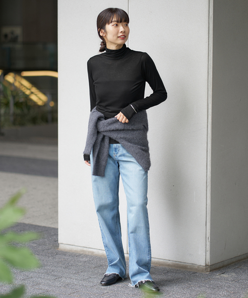 IENA（イエナ）の「《追加3》リヨセルカシミヤタートルネック（Tシャツ/カットソー・レディース・ブラック/ライトグレー/ホワイト/ピンク・FREE）」の5枚目の写真