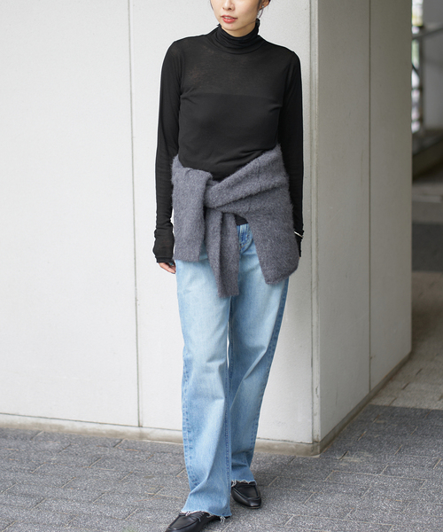 IENA（イエナ）の「《追加3》リヨセルカシミヤタートルネック（Tシャツ/カットソー・レディース・ブラック/ライトグレー/ホワイト/ピンク・FREE）」の13枚目の写真