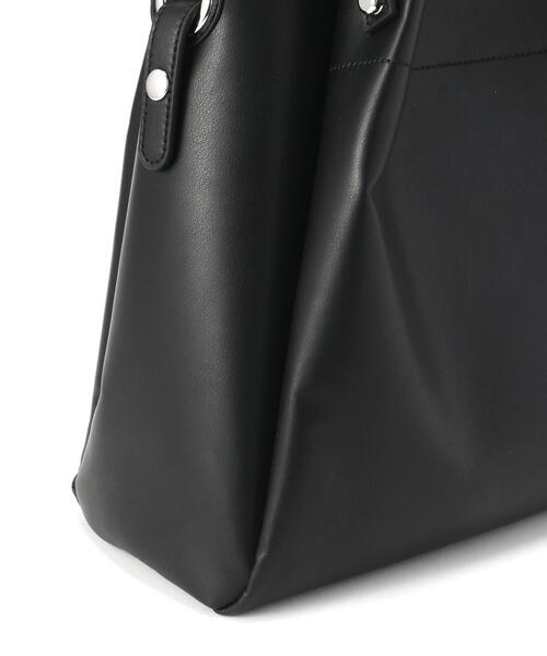 NATURAL BEAUTY BASIC（ナチュラルビューティーベーシック）の「◇メタルハンドルタックショルダーバッグ（ショルダーバッグ・レディース・ダークブラウン/ベージュ/ブラック・ﾌﾘ-）」の9枚目の写真