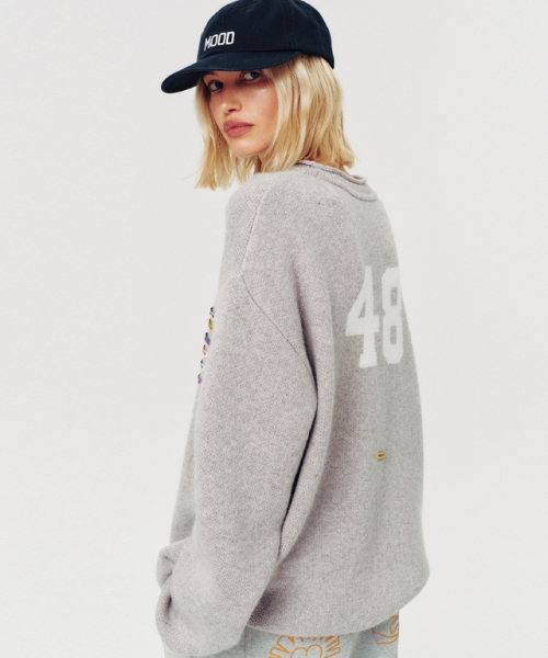 MOODBETTER（ムード ベター）の「LABEL POINT BACK NUMBER KNIT PULLOVER GREY（ニット/セーター・レディース・その他・FREE）」の5枚目の写真