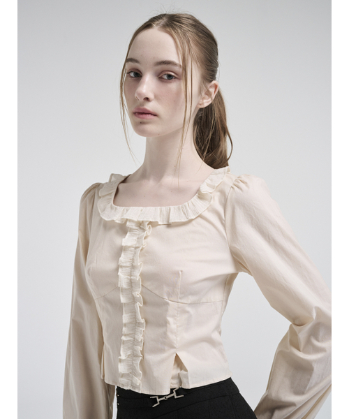 ETMON(エトモン)の「Square Frill Blouse, Light Beige(シャツ/ブラウス・レディース・その他・M)」の5枚目の写真