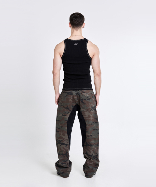 51%(フィフティーワンパーセント)の「Lining cargo pants - camo black(デニムパンツ・メンズ・その他・L/M)」の4枚目の写真