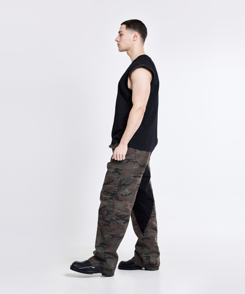 51%(フィフティーワンパーセント)の「Lining cargo pants - camo black(デニムパンツ・メンズ・その他・L/M)」の20枚目の写真