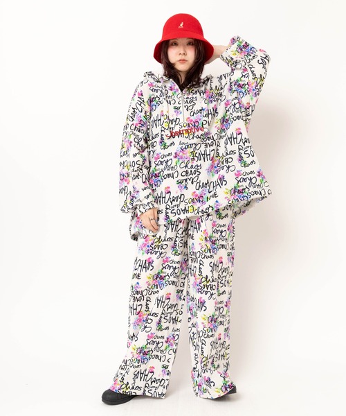 RNA（アールエヌエー）の「J2182 カオスラブフラワージャケット（ブルゾン・レディース・ホワイト/ブラック・MEDIUM）」の11枚目の写真