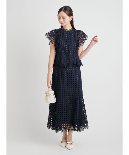 CELFORD（セルフォード）の「【セットアップ対応】ジオメトリックパターンレースブラウス（シャツ/ブラウス・レディース・サックスブルー/オフホワイト/ダークネイビー・36/38）」の5枚目の写真