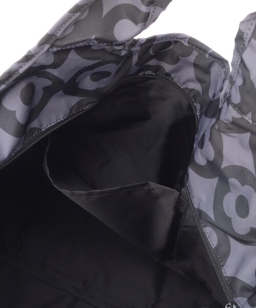 one'sterrace(ワンズテラス)の「MARY QUANT エコバッグ イチゴ 箱入り(エコバッグ/サブバッグ・レディース・レッド系9/ブラック系8・99)」の10枚目の写真