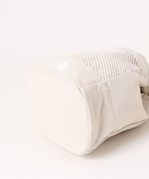 THE NORTH FACE(ザノースフェイス)の「【韓国限定・日本未入荷】THE NORTH FACE LINDEN MESH BUCKET BAG MINI / ノースフェイス リンデンメッシュ バケットバッグ ミニ 2WAY(ショルダーバッグ・メンズ・ブラック/クリーム・FREE)」の12枚目の写真