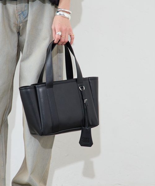 JOURNAL STANDARD（ジャーナルスタンダード）の「別注【VARNY/ヴァーニー】GARDEN TOTE 2PC（トートバッグ・レディース・ブラック・FREE）」の3枚目の写真