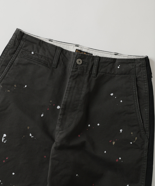 JOURNAL STANDARD J.S HOMESTEAD（ジャーナルスタンダードホームステッド）の「J.S.Homestead / スプラッシュ ペイント ビッグ チノ パンツ（チノパンツ・メンズ・ブラック/ベージュ・LARGE/MEDIUM）」の18枚目の写真
