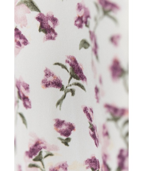 tocco closet（トッコ　クローゼット）の「【ZOZO限定】ネックリボン付きラッフルフリル小花柄ワンピース（ワンピース・レディース・ブラック/オフホワイト・M）」の22枚目の写真