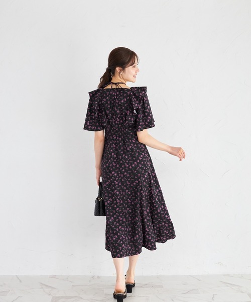 ZOZO限定】ネックリボン付きラッフルフリル小花柄ワンピース