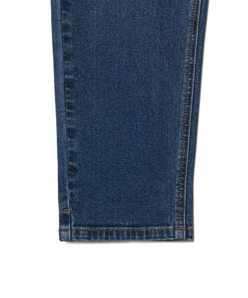 MUSINSA STANDARD KIDS（ムシンサスタンダードキッズ）の「テーパードバンディングデニムパンツ [ミディアムインディゴ]（デニムパンツ・レディース・その他・140/130/120/150/100/110）」の7枚目の写真