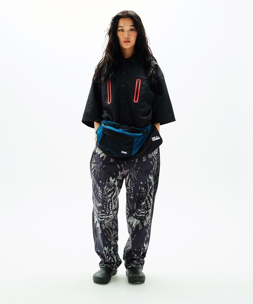 FIRST DOWN(ファーストダウン)の「リーフ トラックパンツ(その他パンツ・メンズ・ブラック系その他/グレー系その他・M/XL/L)」の15枚目の写真