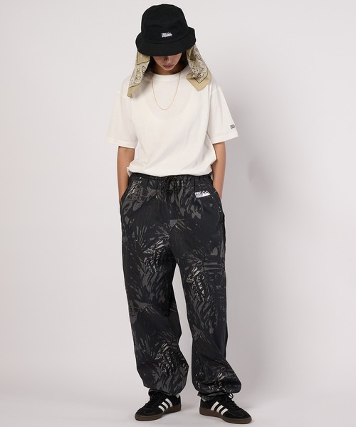 FIRST DOWN(ファーストダウン)の「リーフ トラックパンツ(その他パンツ・メンズ・ブラック系その他/グレー系その他・M/XL/L)」の22枚目の写真