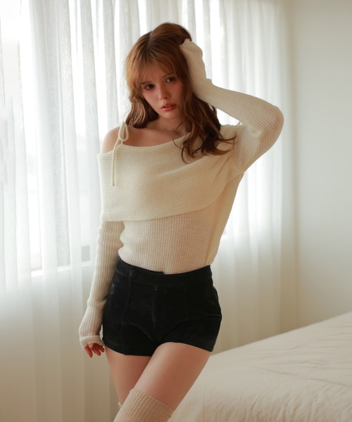 M DOLLY(エムドリー)の「ribbon oneshoulder ruelle knit tops/リボンワンショルダールエルニットトップス(ニット/セーター・レディース・ピンク/アイボリー・FREE)」の5枚目の写真
