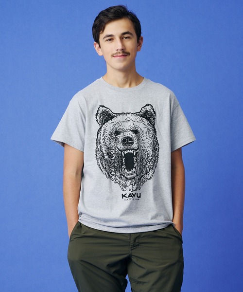 KAVU(カブー)の「KAVU/カブー Bear Tee/ベア Tシャツ(Tシャツ/カットソー・メンズ・オリーブドラブ/サンドベージュ/グレー/チャコールグレー・X-LARGE/LARGE/MEDIUM)」の2枚目の写真