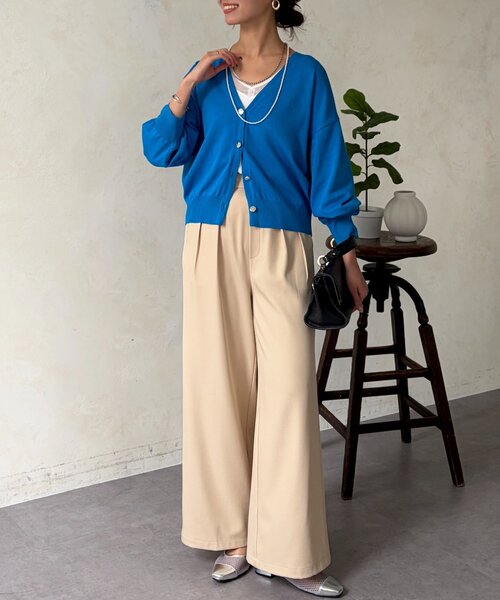 Chez toi（シェトワ）の「ニュアンスボタン長袖ニットカーディガン（カーディガン/ボレロ・レディース・ブラック/ホワイト/ブルー/イエロー・FREE）」の5枚目の写真