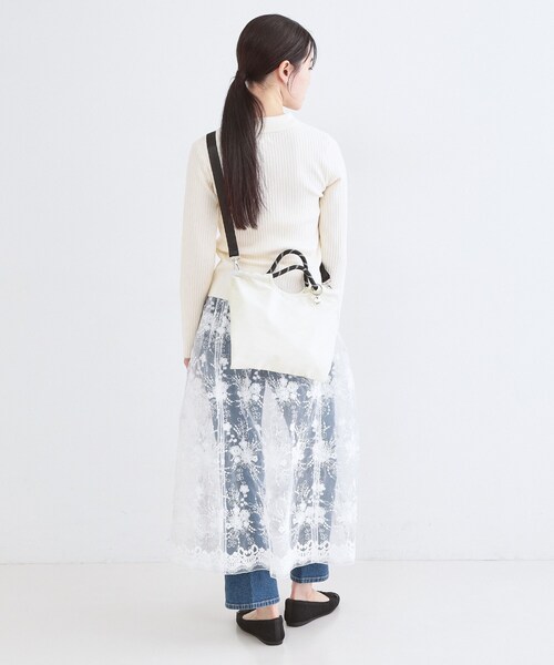 OPAQUE.CLIP(オペークドットクリップ)の「2WAYミニロープハンドルバッグ(ハンドバッグ・レディース・オフホワイト/ブラック/ブラウン系その他・00)」の5枚目の写真