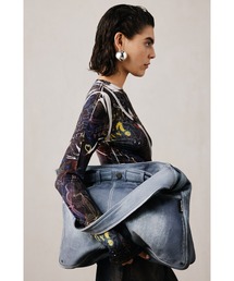 【Desigual Studio】デニムインスパイア 羊革オーバーサイズショルダーバッグ