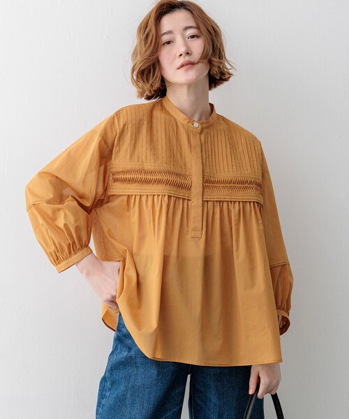 23区（ニジュウサンク）の「コットンボイル ピンタック ブラウス（シャツ/ブラウス・レディース・黄土色系/ブラック系/ホワイト系・38）」の3枚目の写真