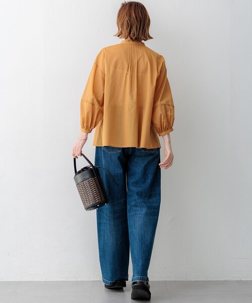 23区（ニジュウサンク）の「コットンボイル ピンタック ブラウス（シャツ/ブラウス・レディース・黄土色系/ブラック系/ホワイト系・38）」の13枚目の写真