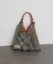 Re Fiina（フィーナ）の「トライアングルミニバッグ（ショルダーバッグ）」