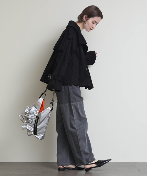 Gready Brilliant（グレディブリリアン）の「トライアングルミニバッグ（ショルダーバッグ・レディース・シルバー/ブラック/カーキ・FREE）」の9枚目の写真