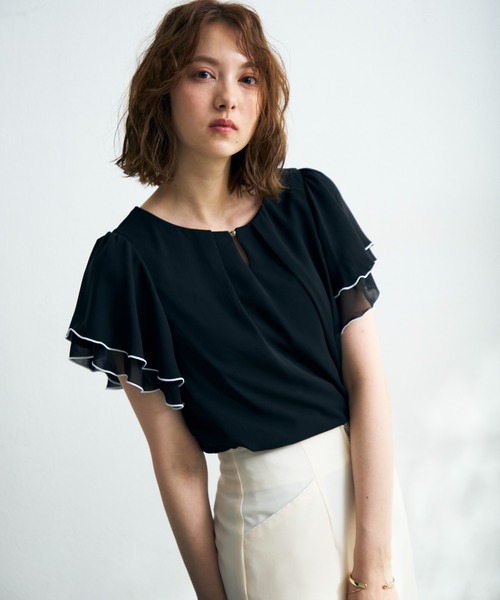 MISCH MASCH(ミッシュマッシュ)の「2026春夏新作 金ホックメロー配色ブラウス(シャツ/ブラウス・レディース・ピンク/ホワイト/ブラック/ホワイト×ブラック/ブルー・フリ-)」の14枚目の写真