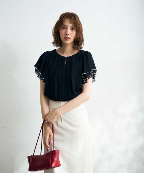 MISCH MASCH(ミッシュマッシュ)の「2026春夏新作 金ホックメロー配色ブラウス(シャツ/ブラウス・レディース・ピンク/ホワイト/ブラック/ホワイト×ブラック/ブルー・フリ-)」の17枚目の写真
