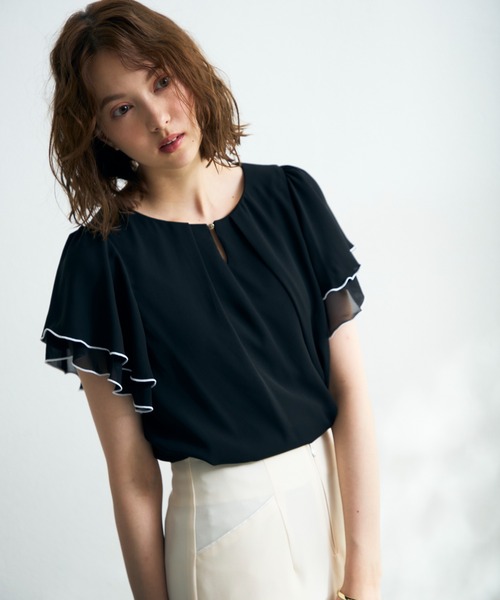MISCH MASCH(ミッシュマッシュ)の「2026春夏新作 金ホックメロー配色ブラウス(シャツ/ブラウス・レディース・ピンク/ホワイト/ブラック/ホワイト×ブラック/ブルー・フリ-)」の13枚目の写真