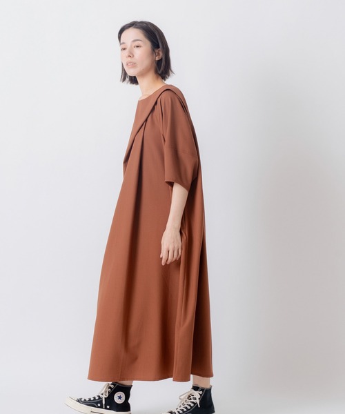 Kelen(ケレン)の「「KELEN / ケレン」コクーンシルエットタックデザインワンピース(ワンピース・レディース・グレー/ブラック・M/S)」の21枚目の写真