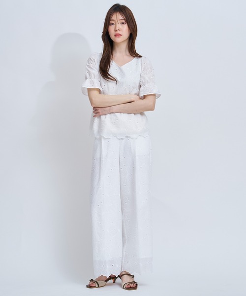 NOELA（ノエラ）の「フラワー刺繍パンツ（その他パンツ・レディース・ベージュ/オフホワイト・S/M）」の5枚目の写真