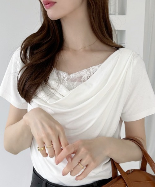 Ada.(エイダ)の「【涼感・さらっとなめらかなシルキータッチ】レース レイヤード ドレープ デザイン 半袖 カットソー(Tシャツ/カットソー・レディース・ブラック/ライトグリーン/ホワイト・FREE)」の7枚目の写真
