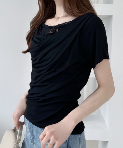 Ada.(エイダ)の「【涼感・さらっとなめらかなシルキータッチ】レース レイヤード ドレープ デザイン 半袖 カットソー(Tシャツ/カットソー・レディース・ブラック/ライトグリーン/ホワイト・FREE)」の10枚目の写真